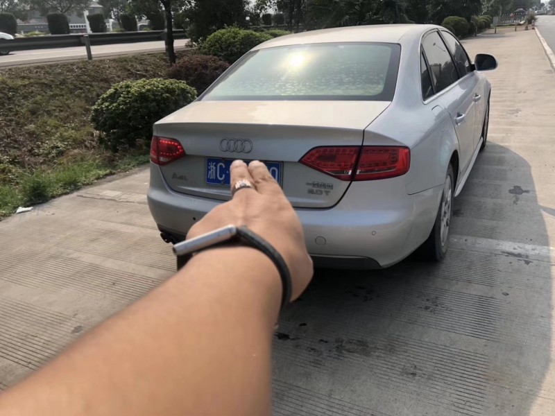 11年奥迪A4L