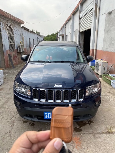13年Jeep指南者