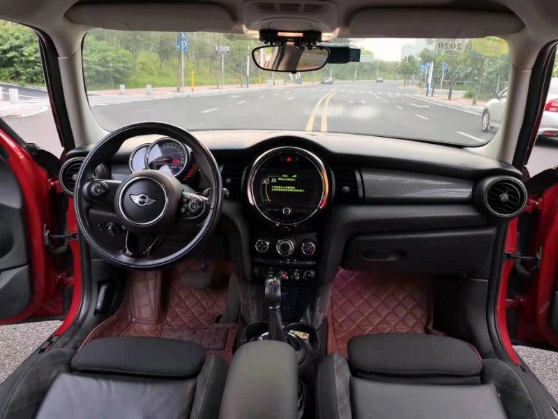 16年宝马MINI