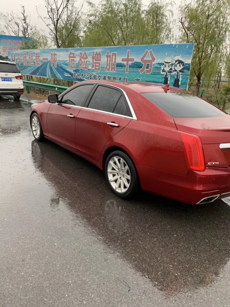 15年凯迪拉克CT6