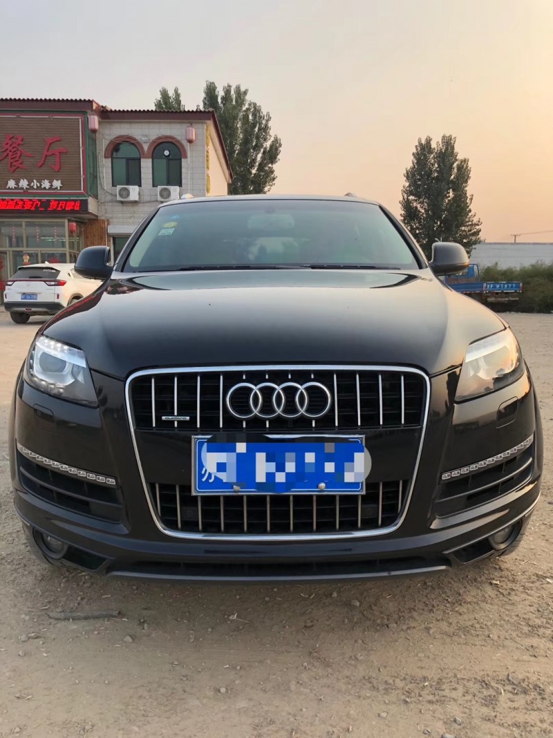 12年奥迪Q7