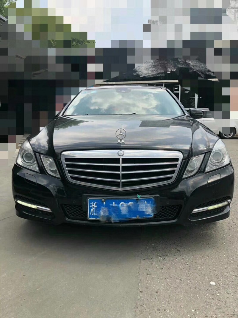 11年奔驰E