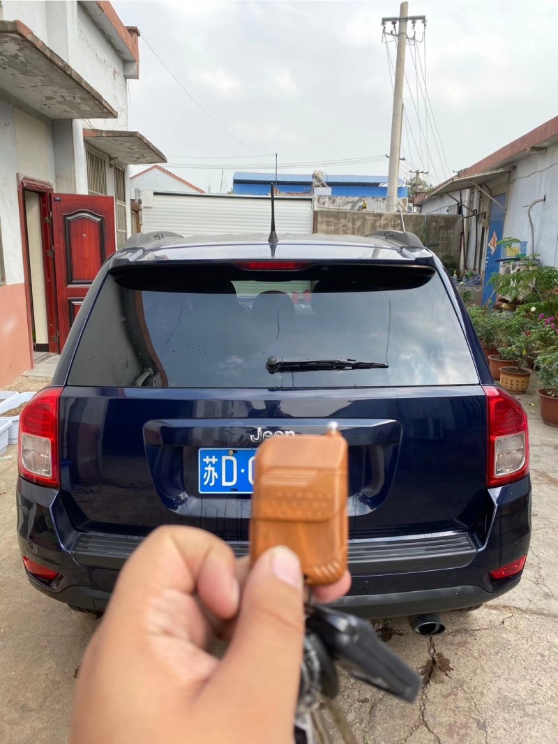 13年Jeep指南者