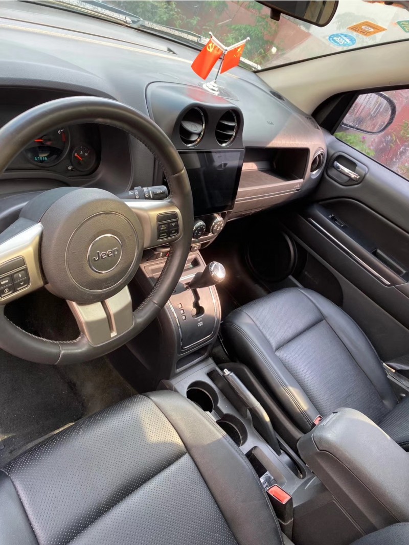 13年Jeep指南者
