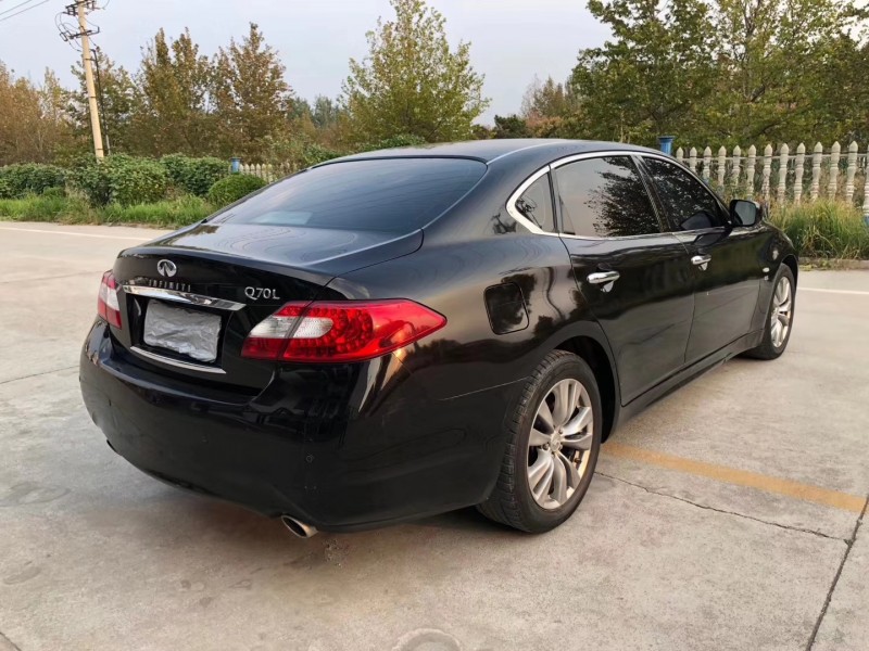 14年英菲尼迪Q70