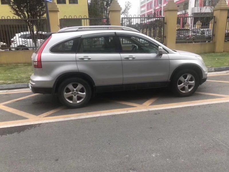 10年本田CR-V