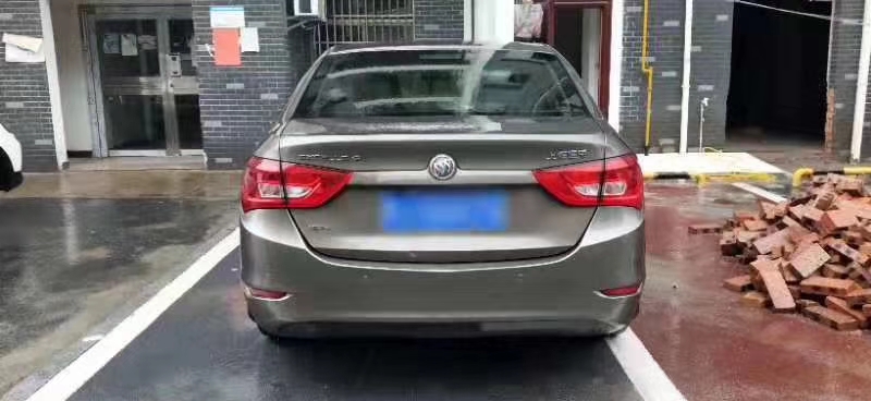 15年别克英朗