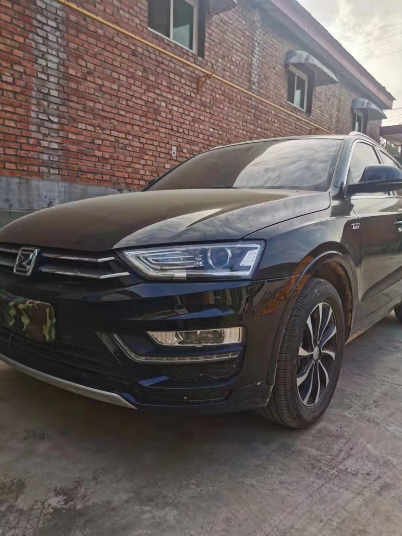 17年众泰SR7