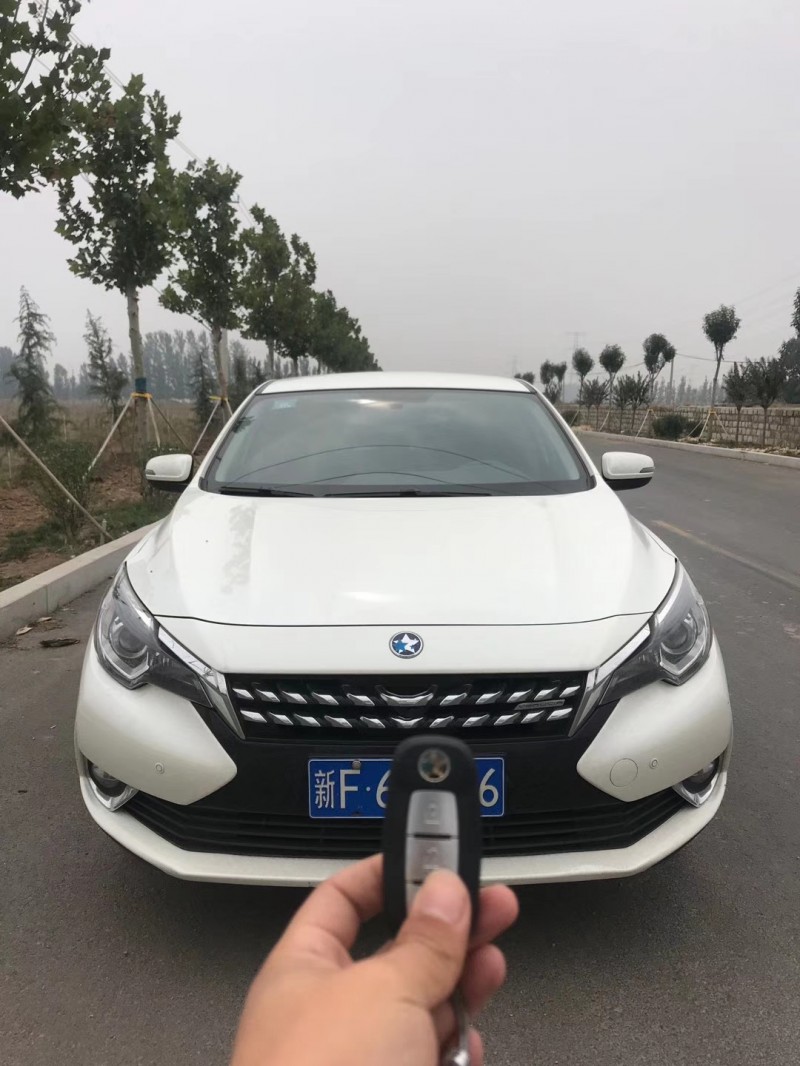 17年启辰T90
