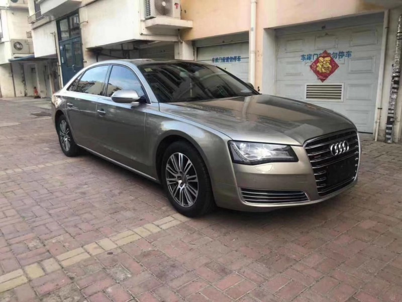 14年奥迪A8L