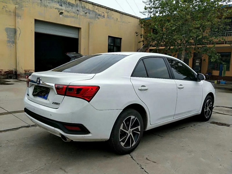 18年众泰Z360
