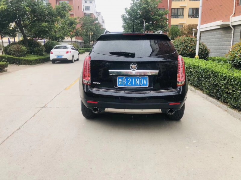 11年凯迪拉克SRX