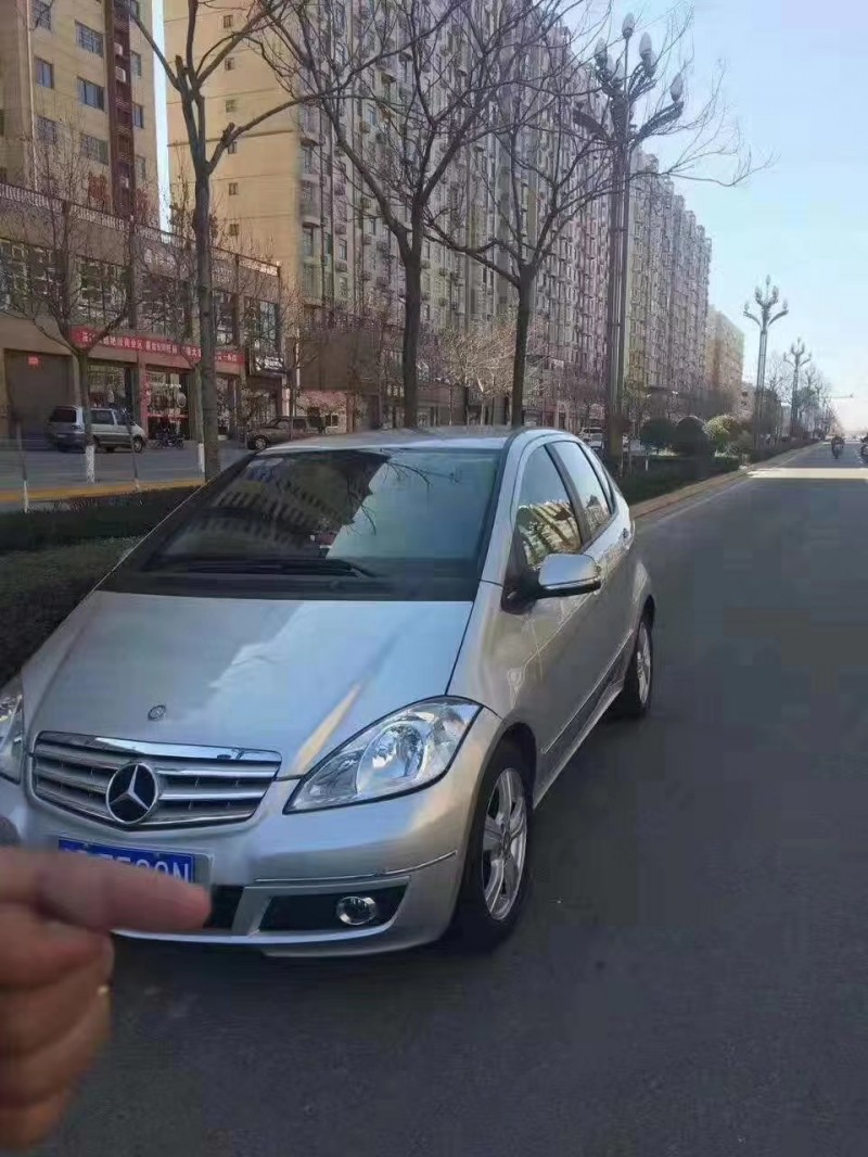 12年奔驰A