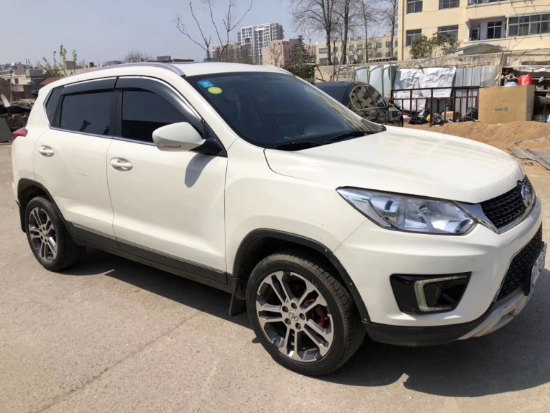 17年北汽绅宝x35 [在售]