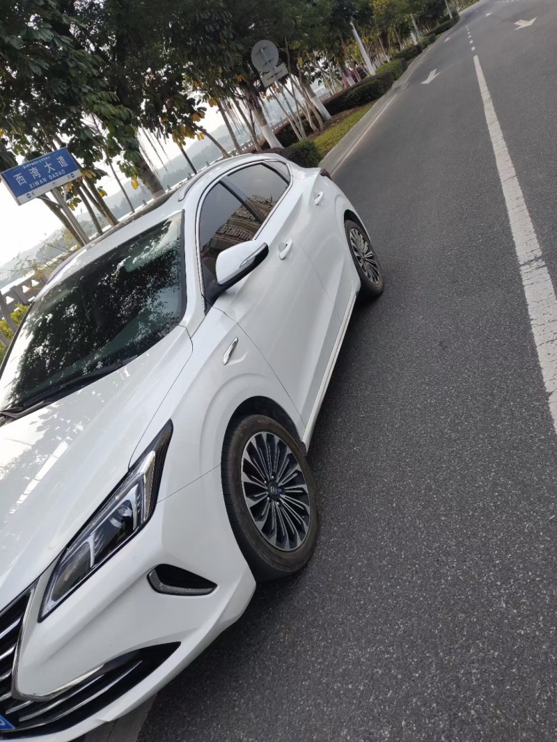 逸动_逸动_长安__抵押车_抵押车出售平台_抵押车买卖网_久久泰抵押车
