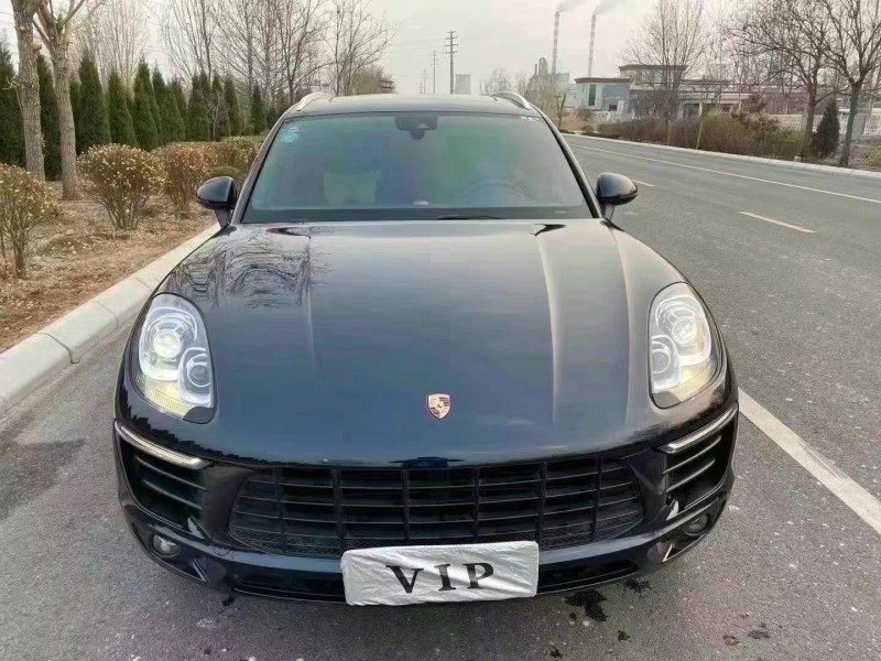 18年保时捷Macan