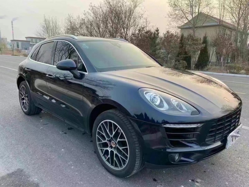 18年保时捷Macan