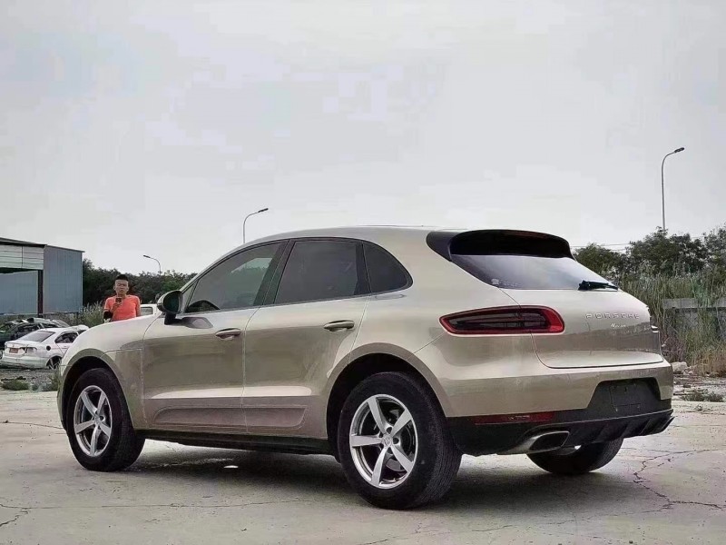 17年保时捷Macan