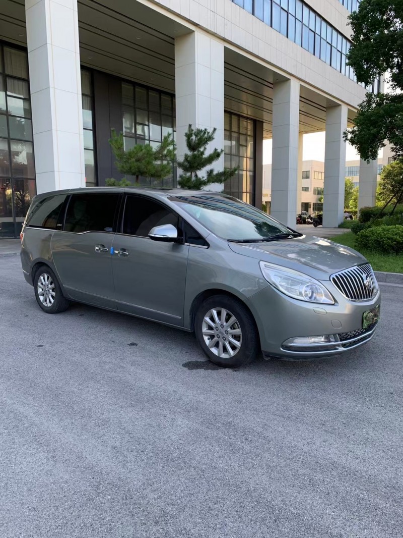 11年别克GL8