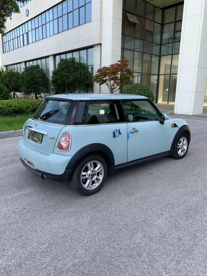 12年宝马MINI