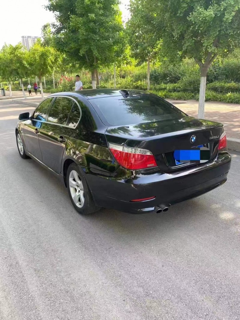 09年宝马5系