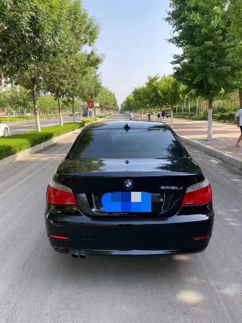 09年宝马5系