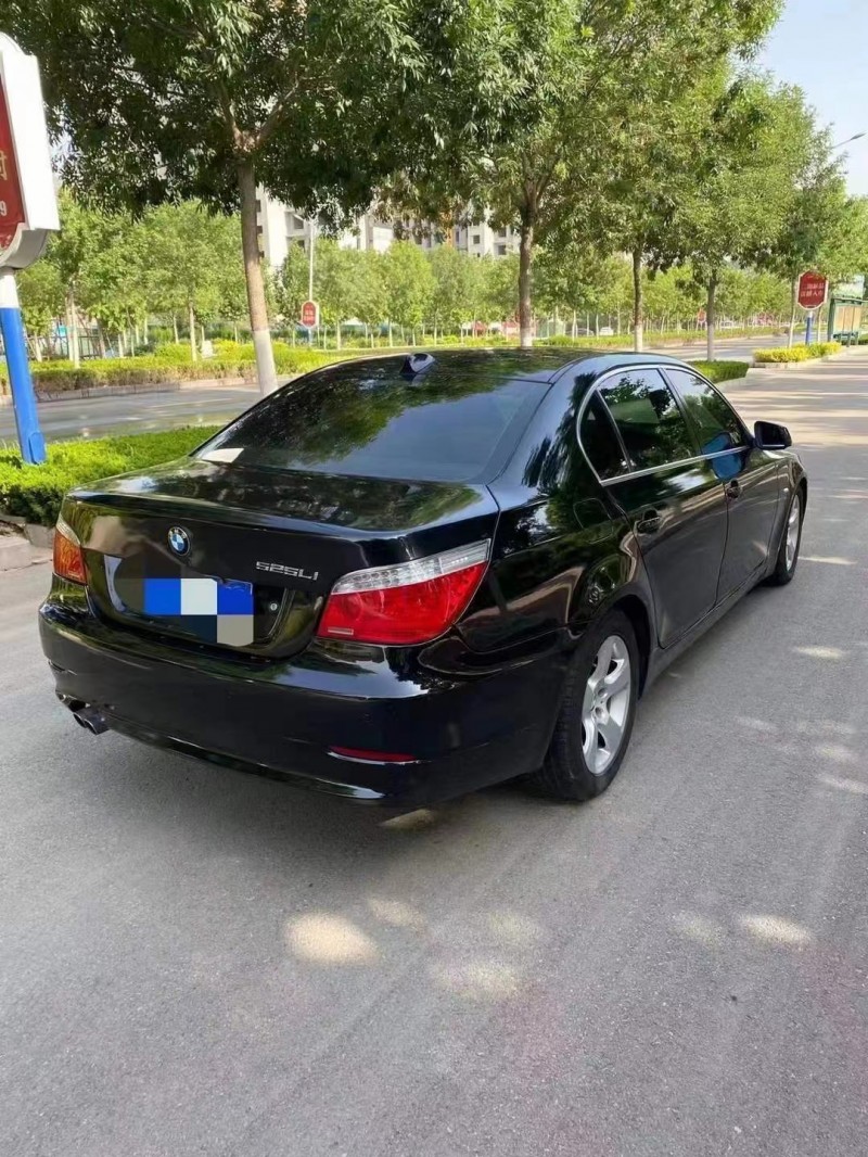 09年宝马5系