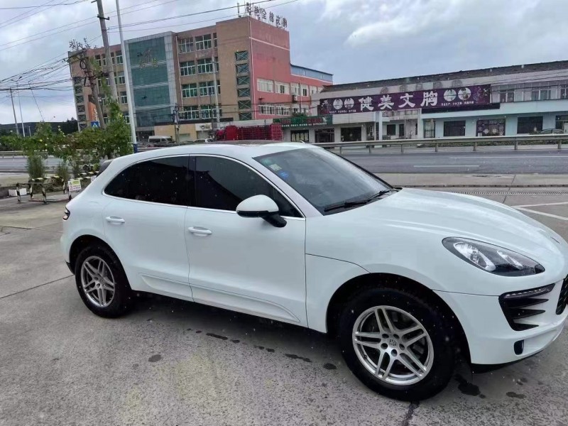 18年保时捷Macan