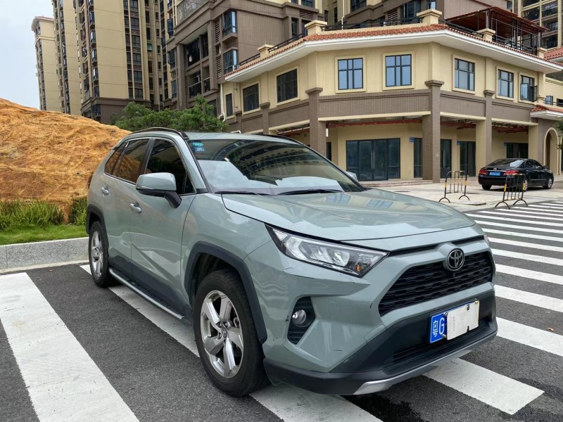 20年丰田RAV4荣放