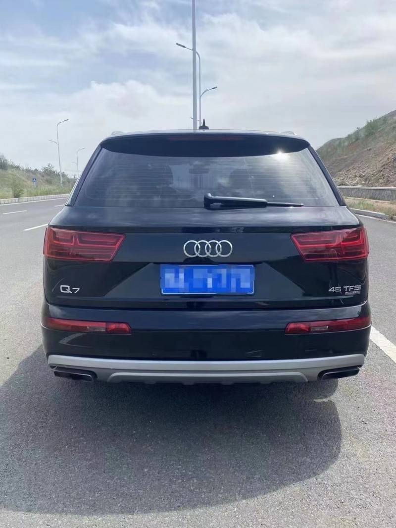17年奥迪Q7