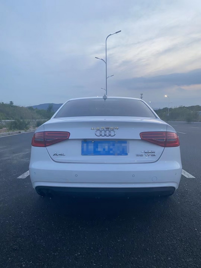 13年奥迪A4L