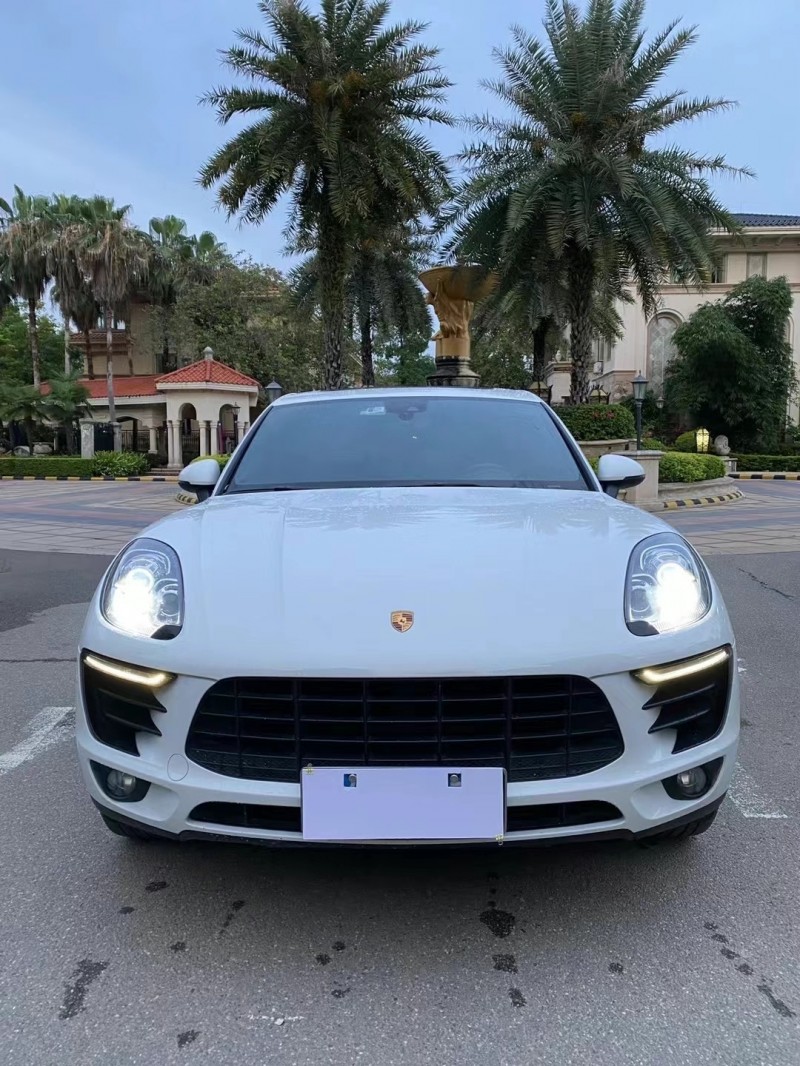 16年保时捷Macan