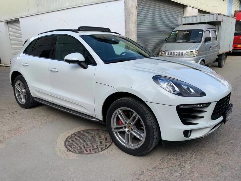 16年保时捷Macan