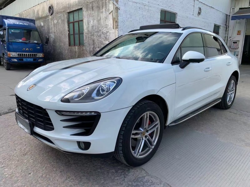 16年保时捷Macan