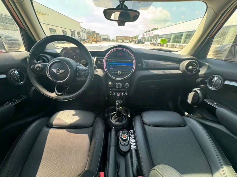 21年襄樊宝马MINI