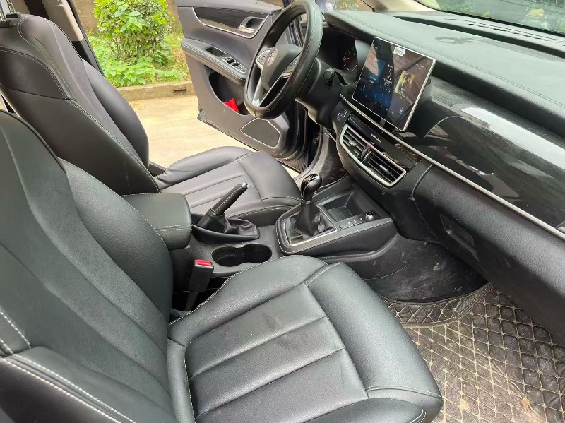 19年襄阳比亚迪宋MAX