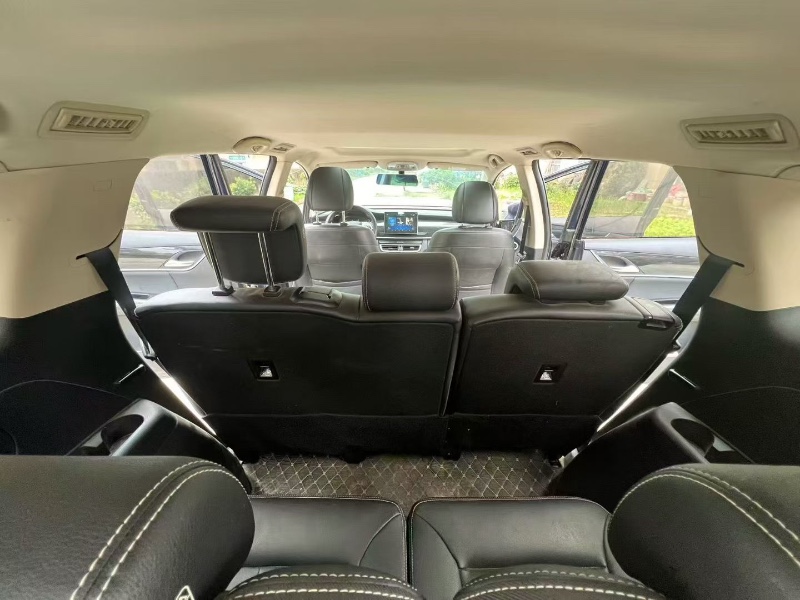 19年襄阳比亚迪宋MAX