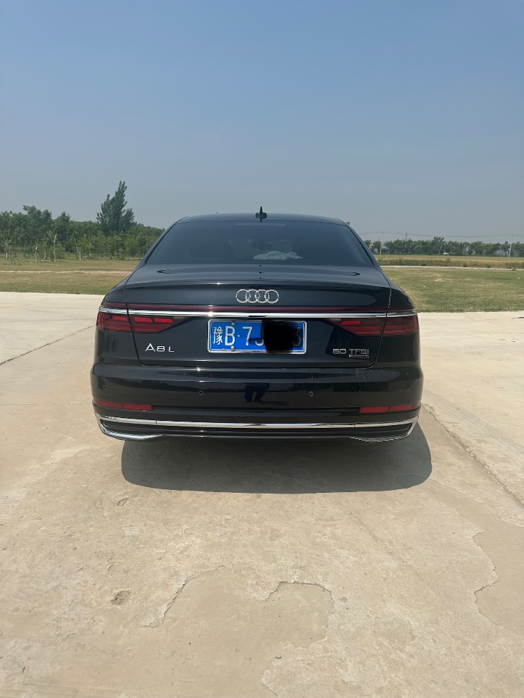 24年开封奥迪A8L
