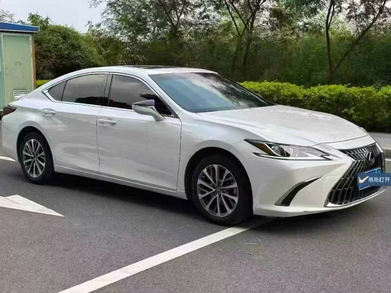 22年东莞市雷克萨斯ES