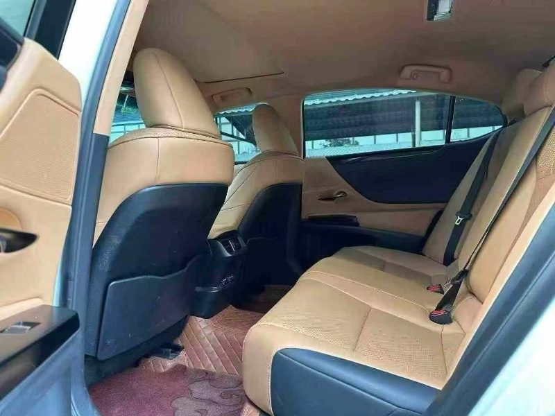 22年东莞市雷克萨斯ES