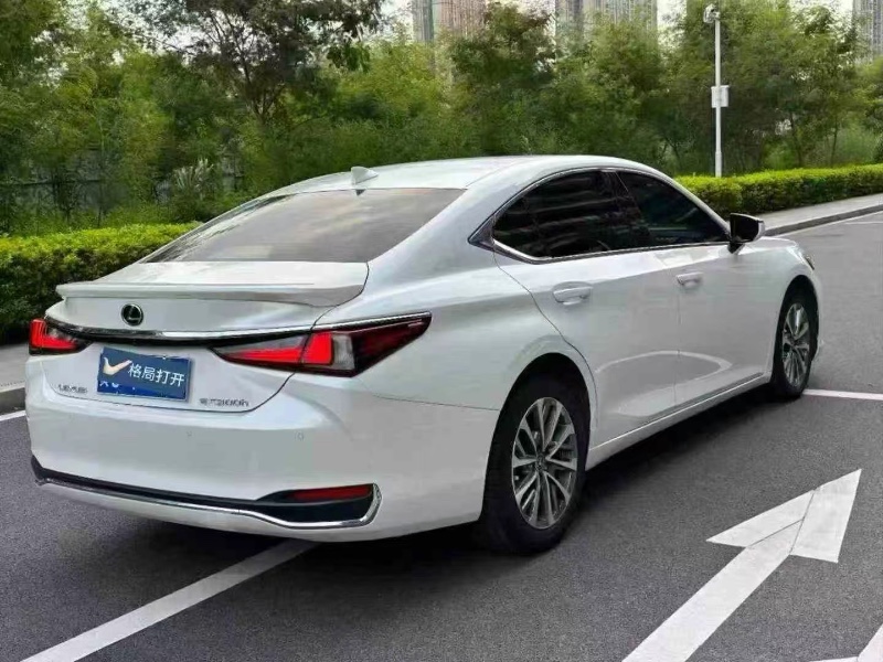 22年东莞市雷克萨斯ES